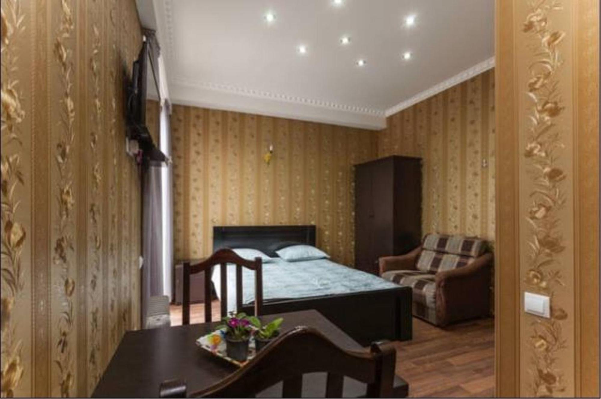 Old Tbilisi Trio Apartments Rum bild