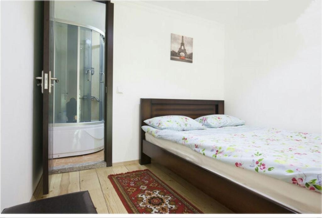Old Tbilisi Trio Apartments Rum bild