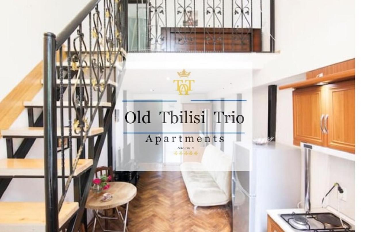 Old Tbilisi Trio Apartments Rum bild
