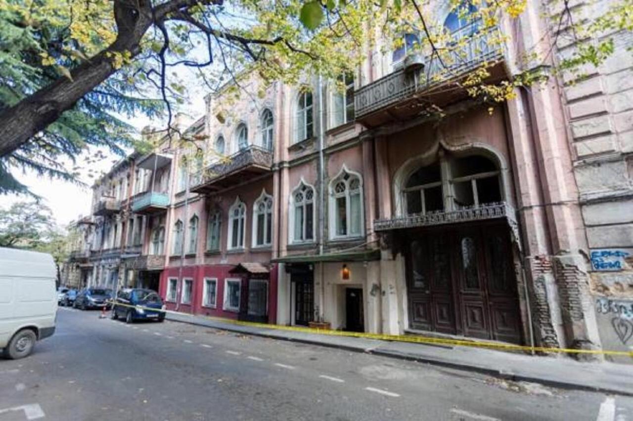 Old Tbilisi Trio Apartments Exteriör bild